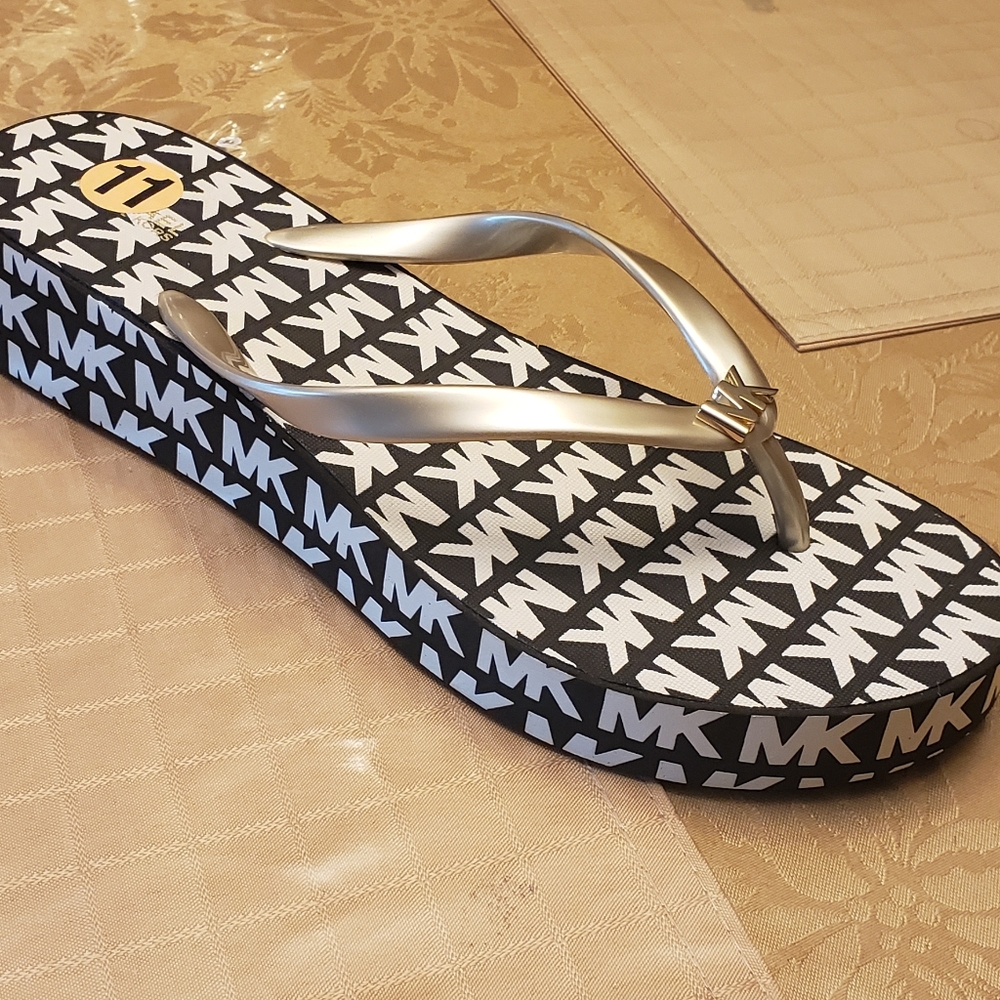 (Ew)Michael  Michael kors ladies platform flip-flops
